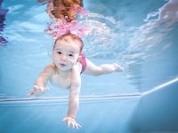 Unterwasser Shooting Babyschwimmen